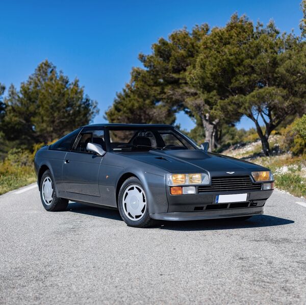 Aston Martin V8 Vantage Zagato - «britain’s first supercar»